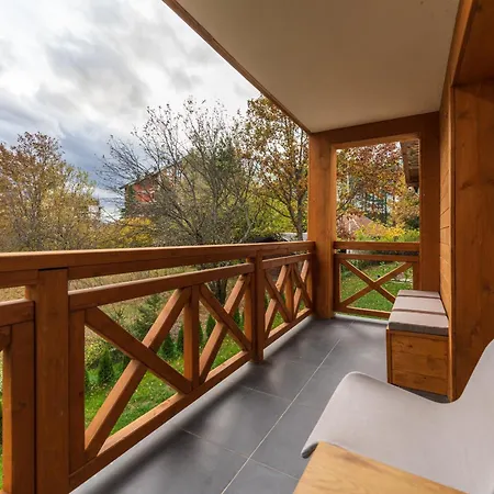 Montanova Apartment *