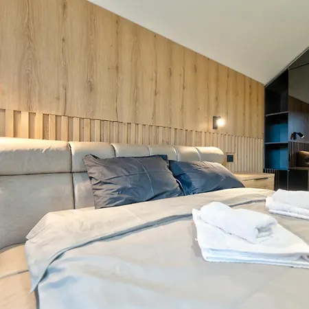 Montanova Apartment