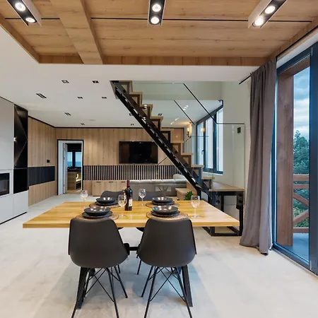 Montanova 아파트 즐라티보