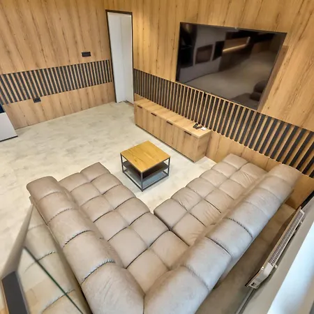 Montanova Apartamento *