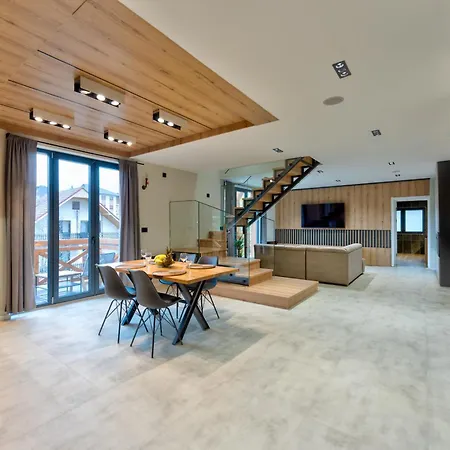 Montanova Apartment