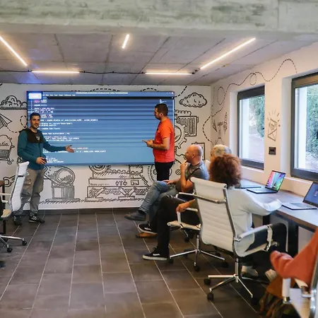 아파트 Montanova 즐라티보