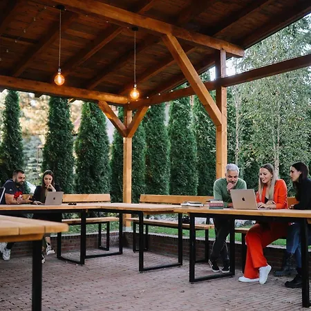 Montanova * 즐라티보