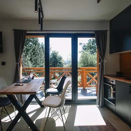 Montanova 즐라티보